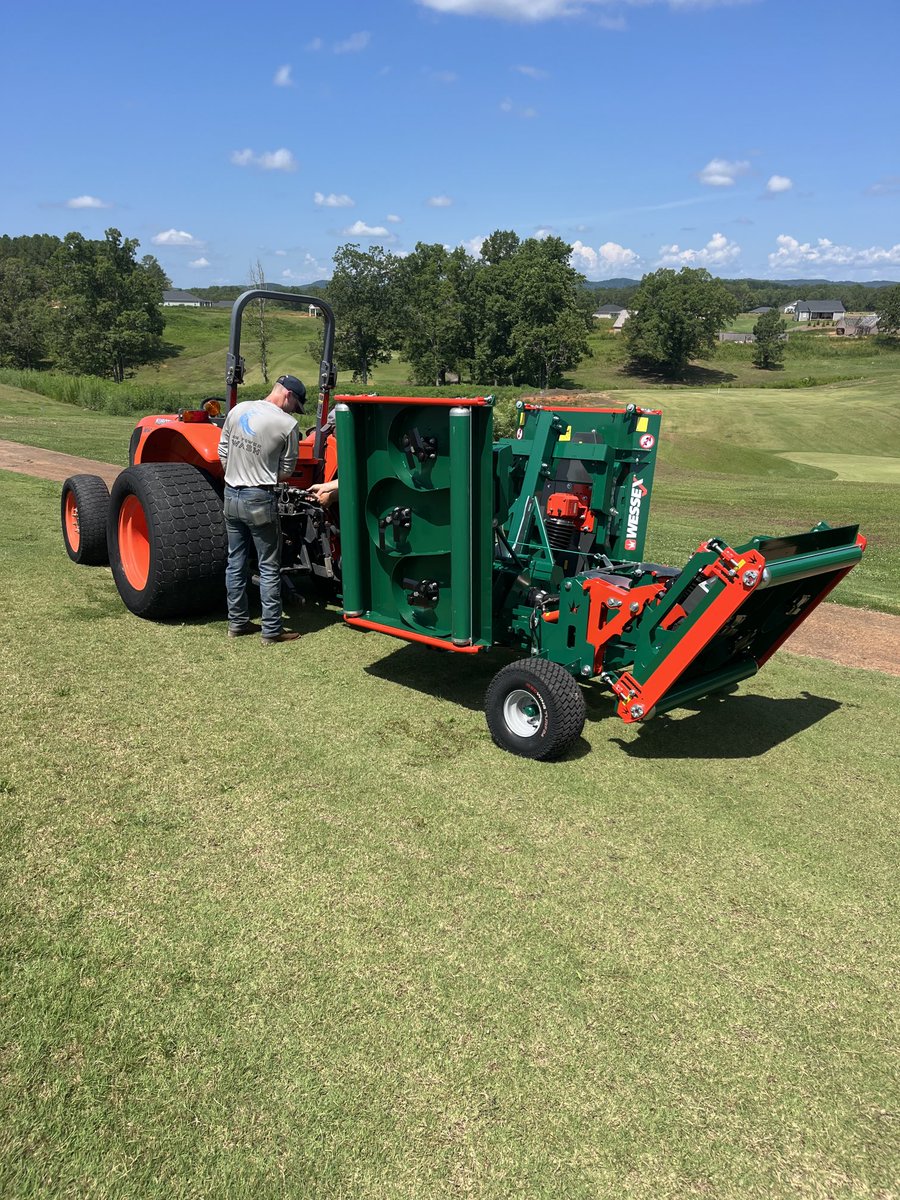 Ljcorr3's tweet image. New equipment, bridge installation. Upgrades! Club is improving quickly… thanks Tri state pumps and upstate utilities!