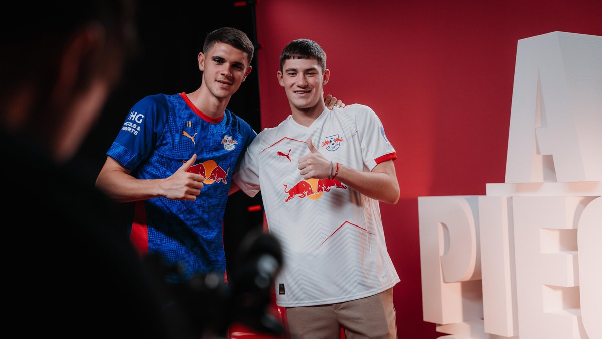 TRANSFER - RB Leipzig, Kızılyıldız'dan 18 yaşındaki Sırp ortasaha Andrija Maksimovic'i €14M karşılığında kadrosuna kattı.