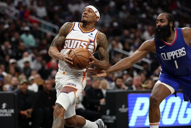 AhnFireDigital's tweet image. James Harden was a &quot;focal point&quot; in recruiting Bradley Beal to the Clippers, per @ShamsCharania.