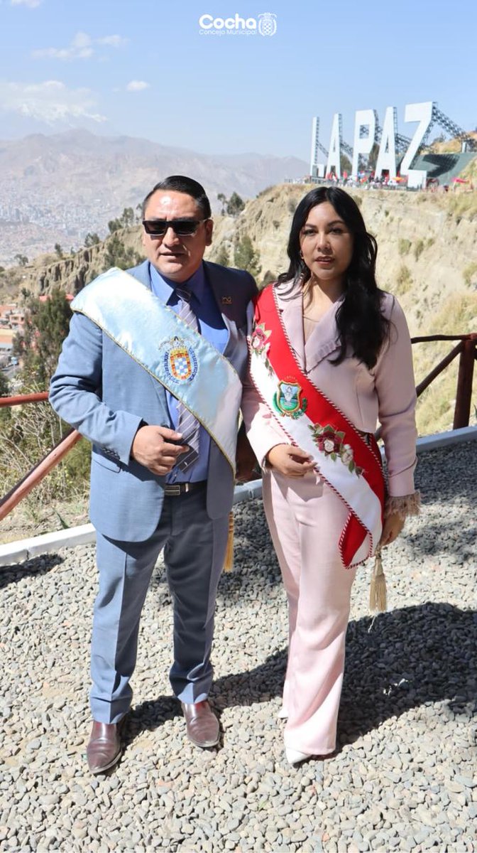 ConcejoGamc's tweet photo. 🎉🇧🇴 ¡Felicidades La Paz!
En su 216 aniversario, el presidente del Concejo Municipal de Cochabamba envía un caluroso saludo. https://t.co/tUtNiSiCD7