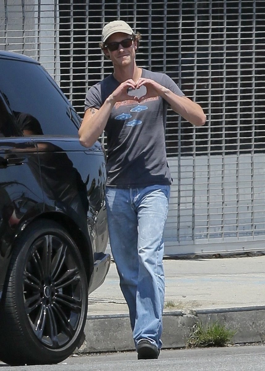 Shawn Mendes ontem em Los Angeles.