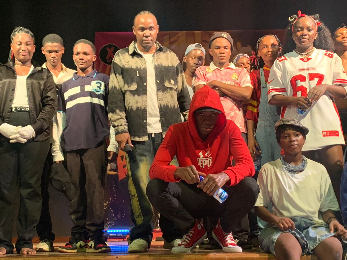 ccemalabo's tweet image. 🔥Crazy Crew_eg y Epo Dance pasan a la ronda de semifinales, mientras The Vibes y Afro Pong quedan eliminados en el grupo "B" del Boco Dance 2025, organizado en el Centro Cultural de España en Malabo.
@EmbEspMalabo #EspañaEnGE @CooperacionESP @AECID_EspMalabo @CCEBata