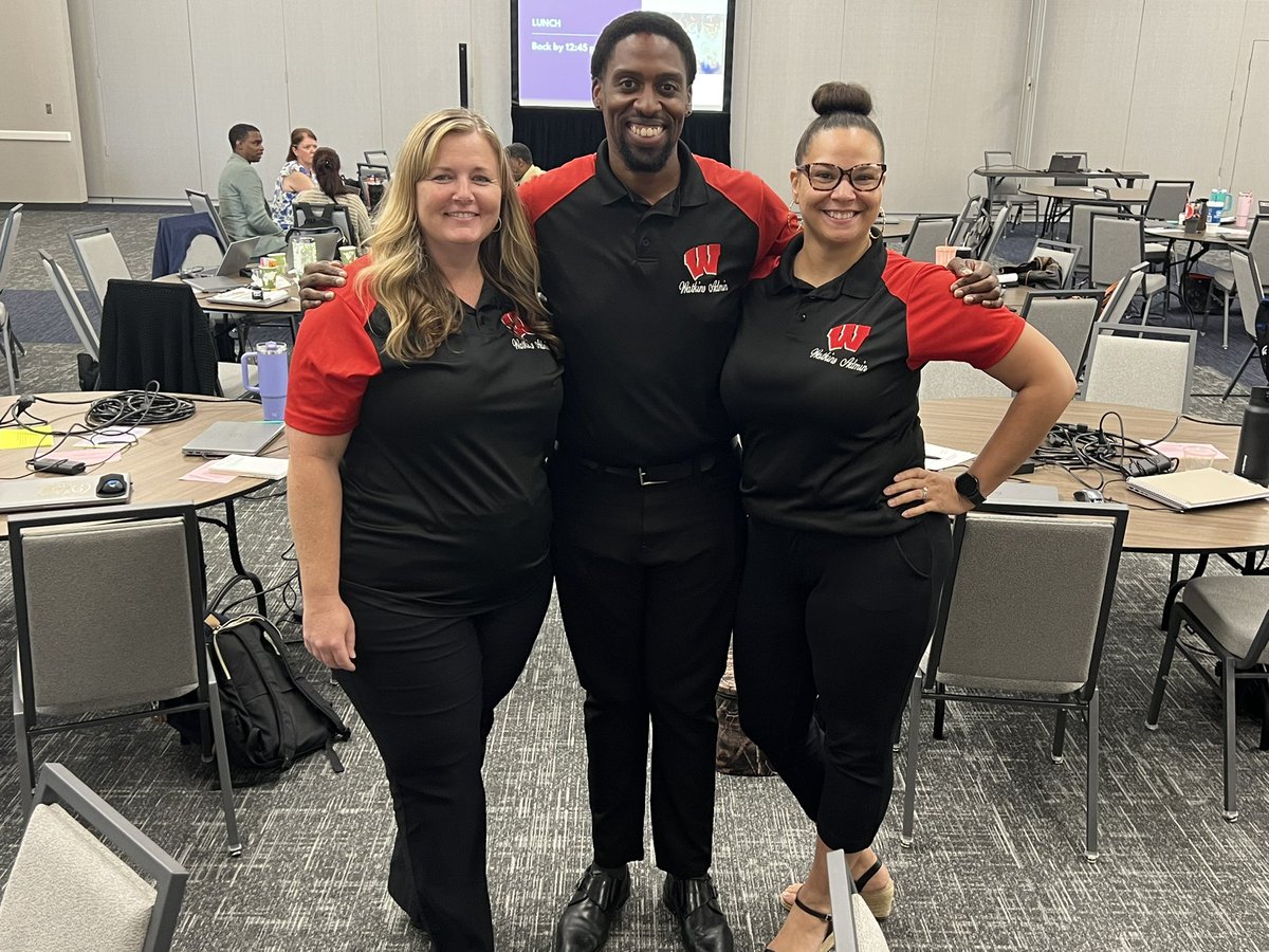 Leadership looks good on them! Shout out to our APs for representing Watkins at the AP Intensive! #BulldogPride🐾