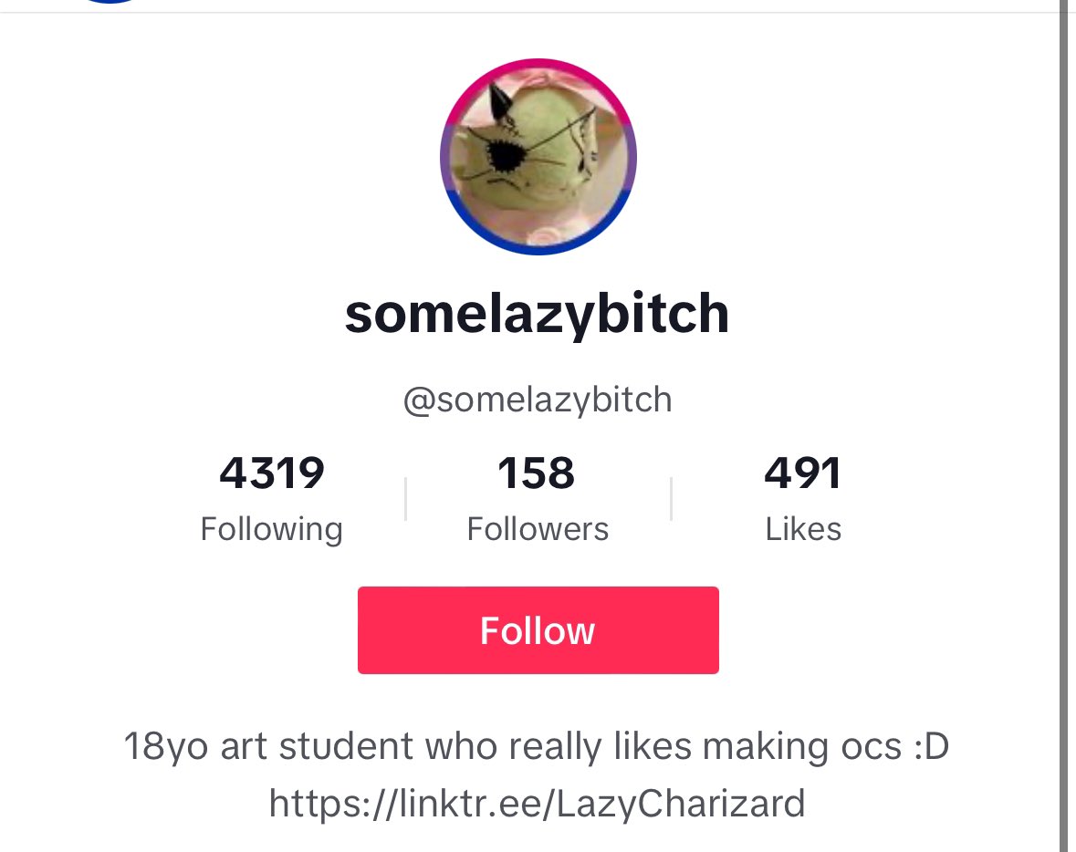 Somelazybitch's tweet image. Shaking the flakes into your fish bowl there ya go chat