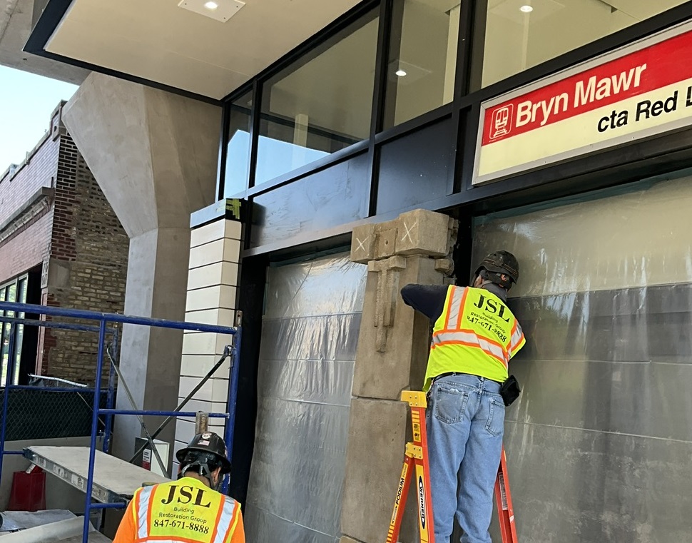 CTARPM's tweet image. Putting on the final touches. We’ll be ready for our close-up July 20, when the Lawrence, Argyle, Berwyn and Bryn Mawr stations officially reopen! 🎉 #CTARPM