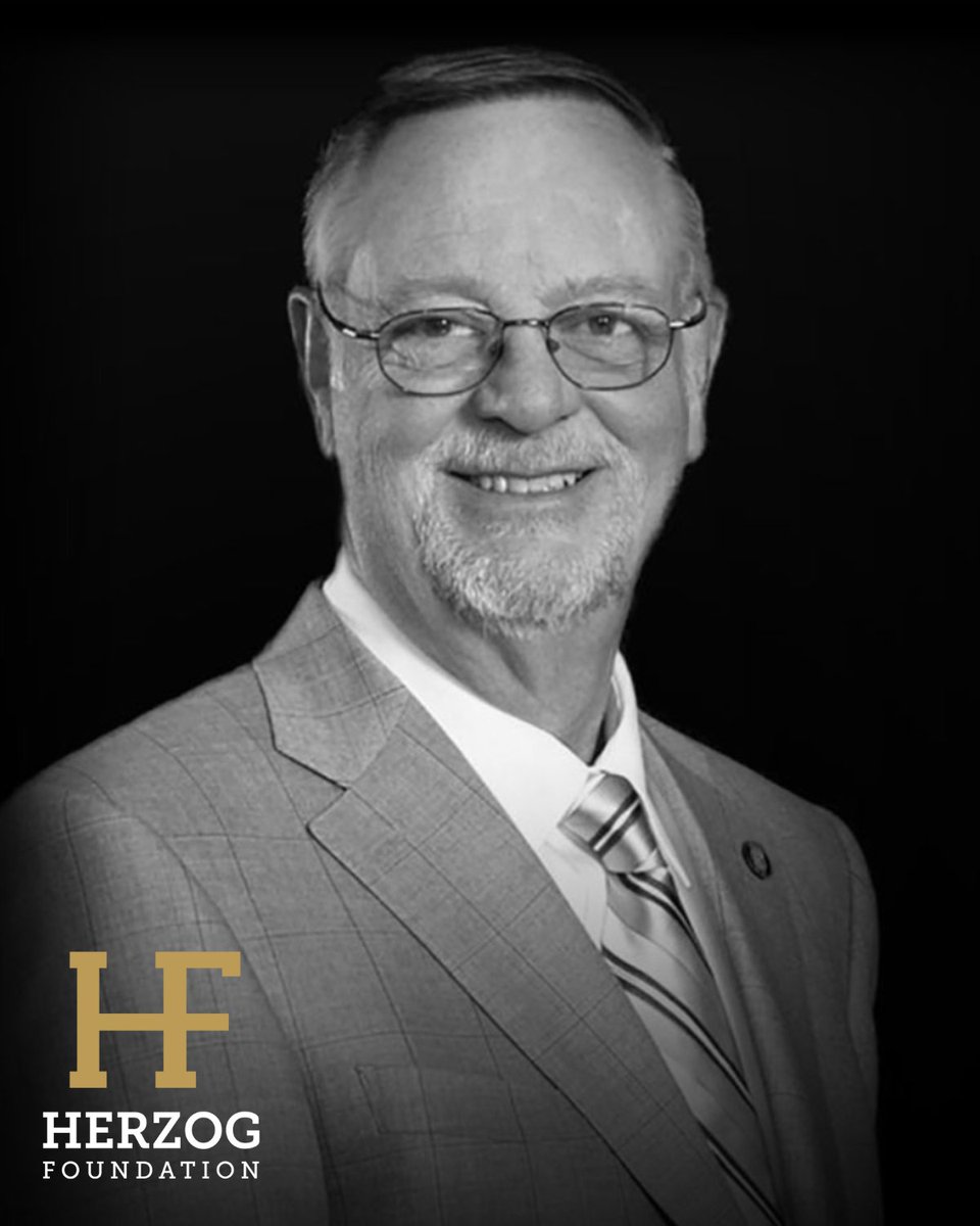 HerzogEducation's tweet image. Today, we celebrate the life and legacy of our founder, Stanley M. Herzog, on his birthday.
Stan’s generosity and bold vision for Christian education has touched thousands, and his impact will continue for generations to come.
Happy Birthday, Stan. Your legacy lives on. 🎉📚✝️