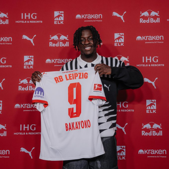 TRANSFER - RB Leipzig, PSV'den 22 yaşıdaki Belçikalı sağ kanat Johan Bakayoko'yu €18M karşılığında kadrosuna kattı.