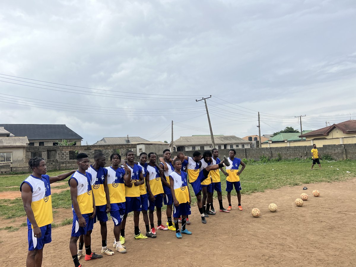 silverfoxesfc's tweet photo. POV: You thought this was just training, it’s war prep 🔥💀**
#PitchBeast #ZeroChill #TrainModeActivated #GenZBallers https://t.co/ixAaPhIMmp