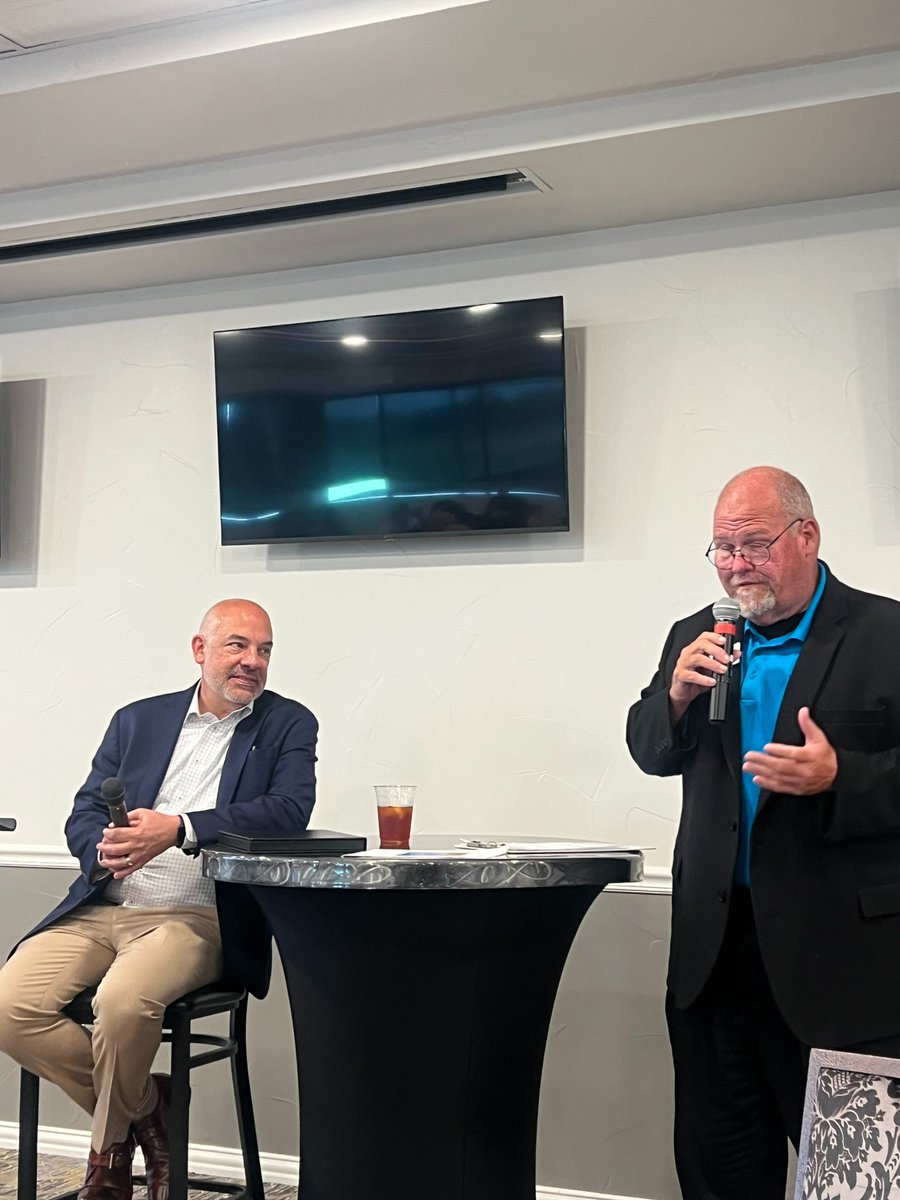 ChrisGTurner's tweet image. I had the honor of joining local business leaders at the Grand Prairie Chamber of Commerce's Legislative Recap, where I shared key takeaways from the recent 89th Legislative Session and offered a preview of what's ahead in the upcoming Special Session. #txlege