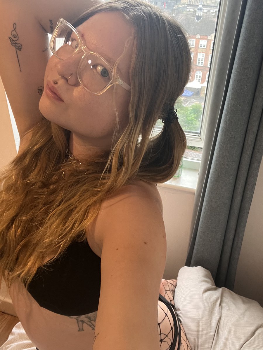 Bendyblondey