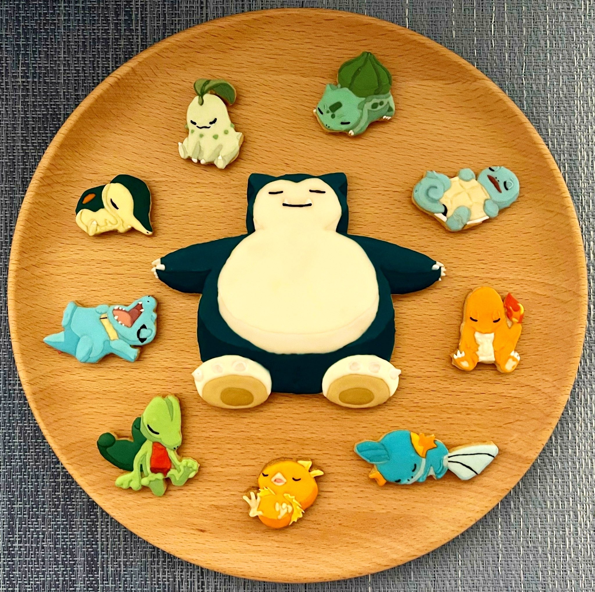 アイシングクッキー　ポケモン アイシングクッキー ポケットモンスター ピチュー ミュウ