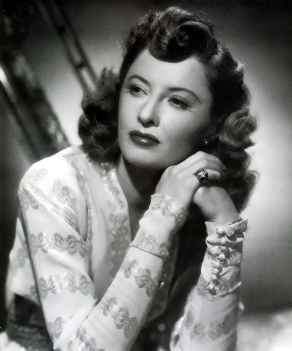 sketcher1223's tweet image. #BOTD (1907), Barbara Stanwyck. One of the greatest screen actresses of all time (and a personal super-fave), so many great performances, including "Stella Dallas", "The Lady Eve", "Ball of Fire", "Double Indemnity", "Sorry, Wrong Number" & "Clash By Night". #TCM #TCMParty