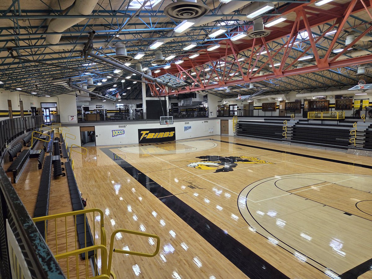What a makeover for Arley Bryant Gymnasium! MVP Painting has been painting the ceiling in the gym, and they just wrapped up this week! The ceiling color was original to the building, which opened in 1968. It took approximately 400 gallons of paint to transform the gymnasium!