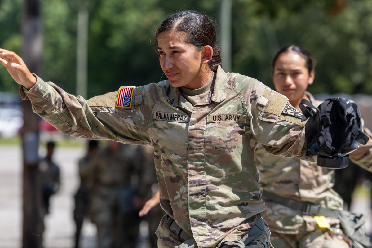 ArmyROTC's tweet image. The 7th Regiment #AdvancedCamp catches wind of the Confidence Chamber at CBRN in #CST2025! 馃挩
馃摳 by Briana Pace, Indiana University, CST Public Affairs Office
Check out the link in our bio for more!
@CG_ArmyROTC | @DCG_ArmyROTC | @CSM_ArmyROTC | @usarec