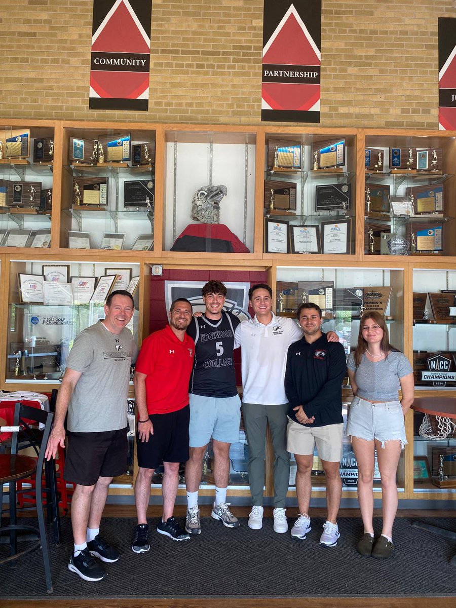 uros mitrovic (@umitrovic20) on Twitter photo After a great visit and tour of the campus I am very grateful to receive my first official offer from Edgewood University! Thank you coach Meyer, coach Janega, and coach Hughes.
<a href="/aiathletics/">ALL IN Athletics</a> <a href="/GNHSboyshoops/">GNHS Basketball</a> <a href="/CoachMeyerMBB/">Coach Meyer</a> <a href="/CoachJanegaEU/">Anthony Janega</a> <a href="/CoachHughesEUBB/">Dawson Hughes</a> <a href="/EdgewoodU_MBB/">Edgewood University Men's Basketball</a> After a great visit and tour of the campus I am very grateful to receive my first official offer from Edgewood University! Thank you coach Meyer, coach Janega, and coach Hughes.
<a href="/aiathletics/">ALL IN Athletics</a> <a href="/GNHSboyshoops/">GNHS Basketball</a> <a href="/CoachMeyerMBB/">Coach Meyer</a> <a href="/CoachJanegaEU/">Anthony Janega</a> <a href="/CoachHughesEUBB/">Dawson Hughes</a> <a href="/EdgewoodU_MBB/">Edgewood University Men's Basketball</a>