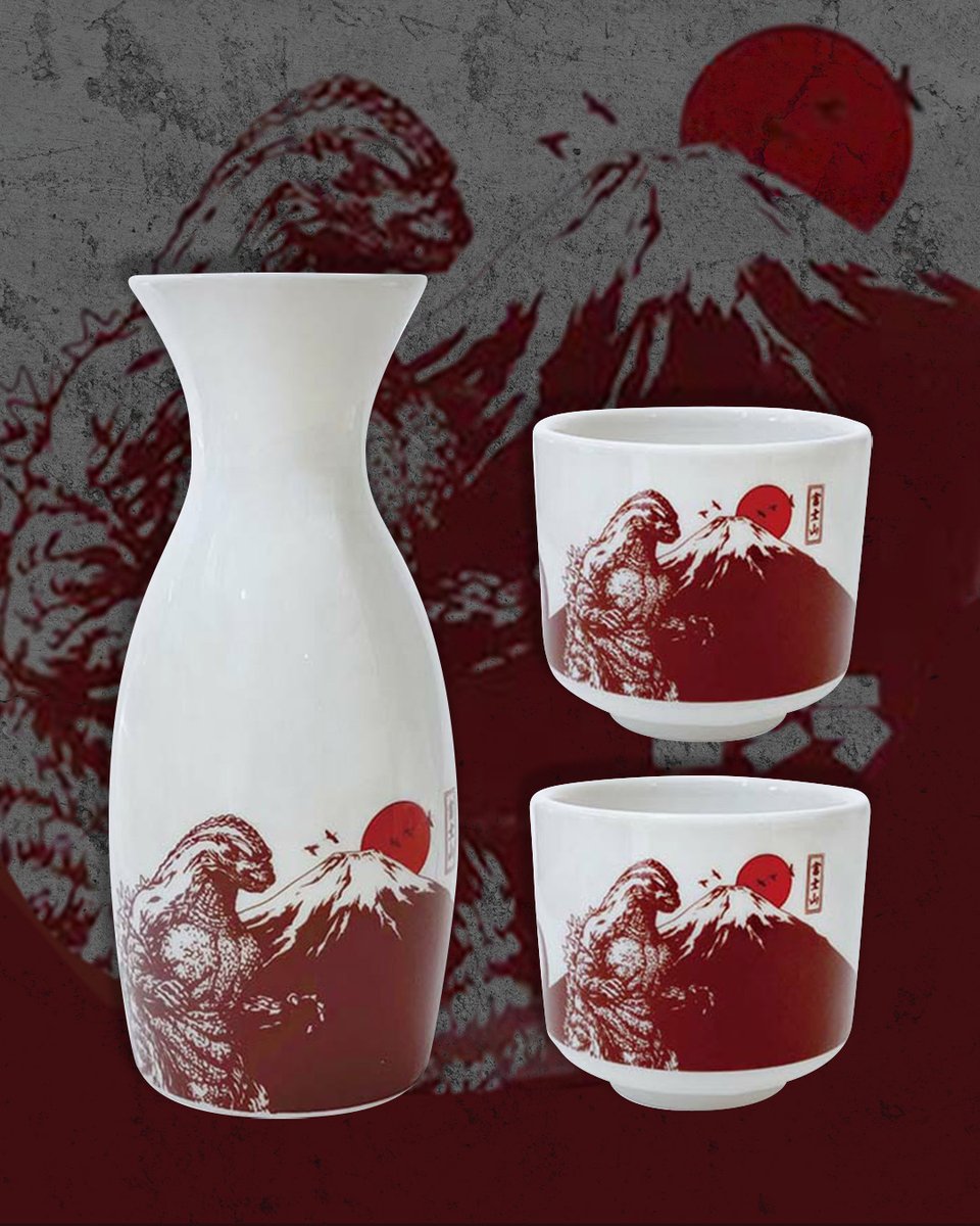 GodzillaS_US's tweet image. 🍶 🍽️ They're back: ceramic Godzilla sake and plate sets from Japan. Get yours now: ow.ly/fTZl50WqRhJ