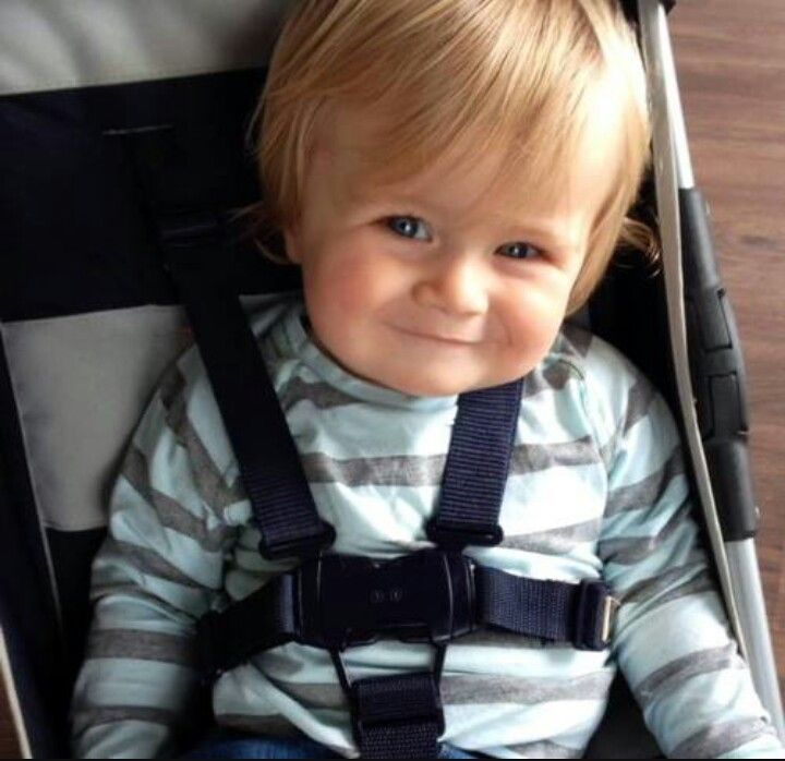 BoybandsCrazy's tweet photo. Happy 12th Birthday Theo!! 
Hope You Have A Magical Time With Your Family&amp;Friends!! 
Lots Of Love Rosie C Xo 
🎈🎉🎁🧁🎊👪 #HappyBirthdayTheoHoran @theoHOfficial_ https://t.co/ijfoS14aMV