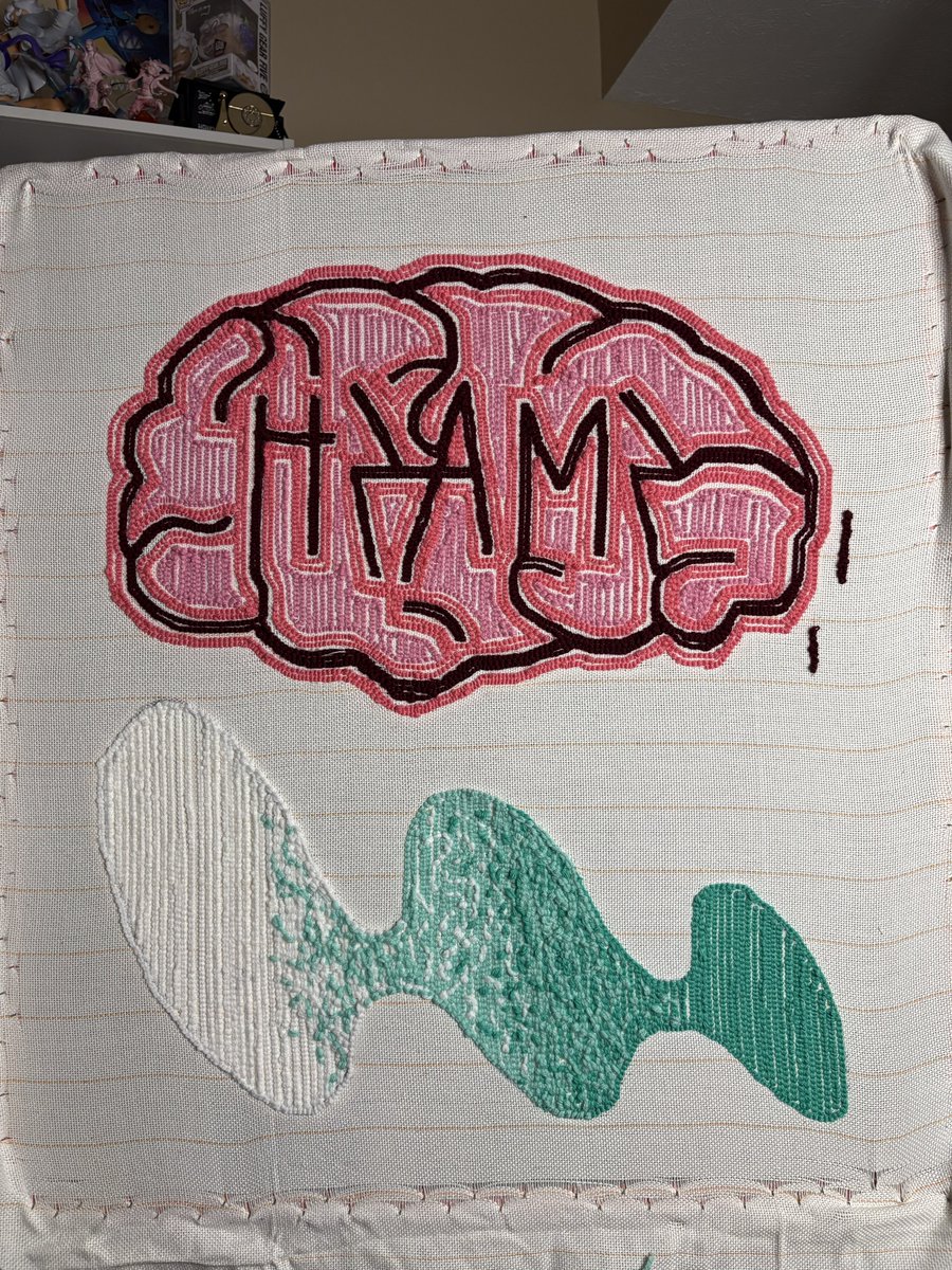 strawhatlloyd's tweet image. carving brainsmash rug
twitch.tv/lloydies