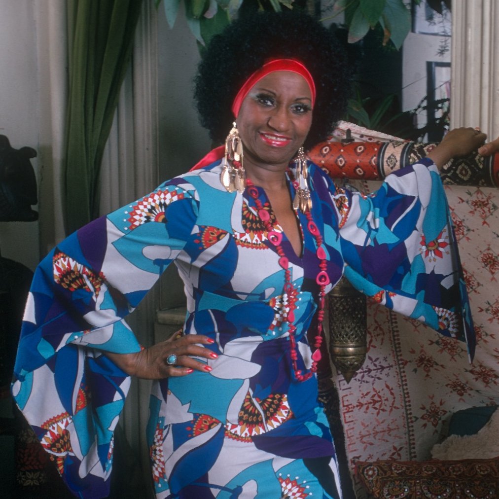 Hoy recordamos a la Reina 🌹 Un legado que nunca muere.