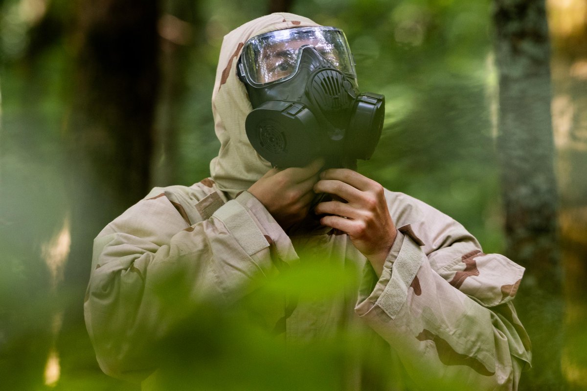 ArmyROTC's tweet image. The 7th Regiment #AdvancedCamp catches wind of the Confidence Chamber at CBRN in #CST2025! 馃挩
馃摳 by Briana Pace, Indiana University, CST Public Affairs Office
Check out the link in our bio for more!
@CG_ArmyROTC | @DCG_ArmyROTC | @CSM_ArmyROTC | @usarec