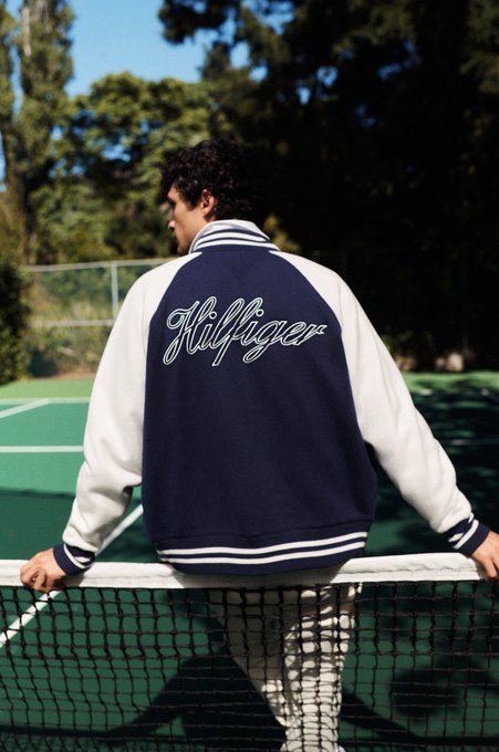 Amig@ de <a href="/CdSatelite/">Ciudad Satélite</a> en @LasPLazasOutlet podrás encontrar <a href="/TommyHilfiger/">Tommy Hilfiger</a>