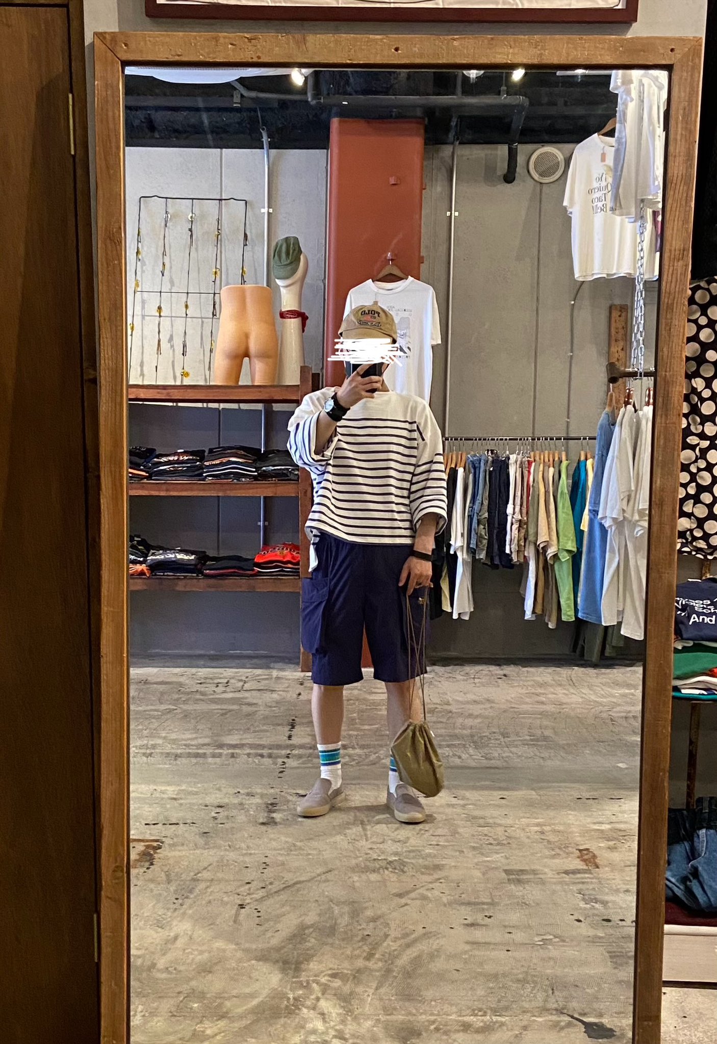 【TOTEME】プレス クリース クロップド トラウザーズ MJM-BC-FUYUZAKURA WSE'22/E | Deviser ｜株式会社ディバイザー