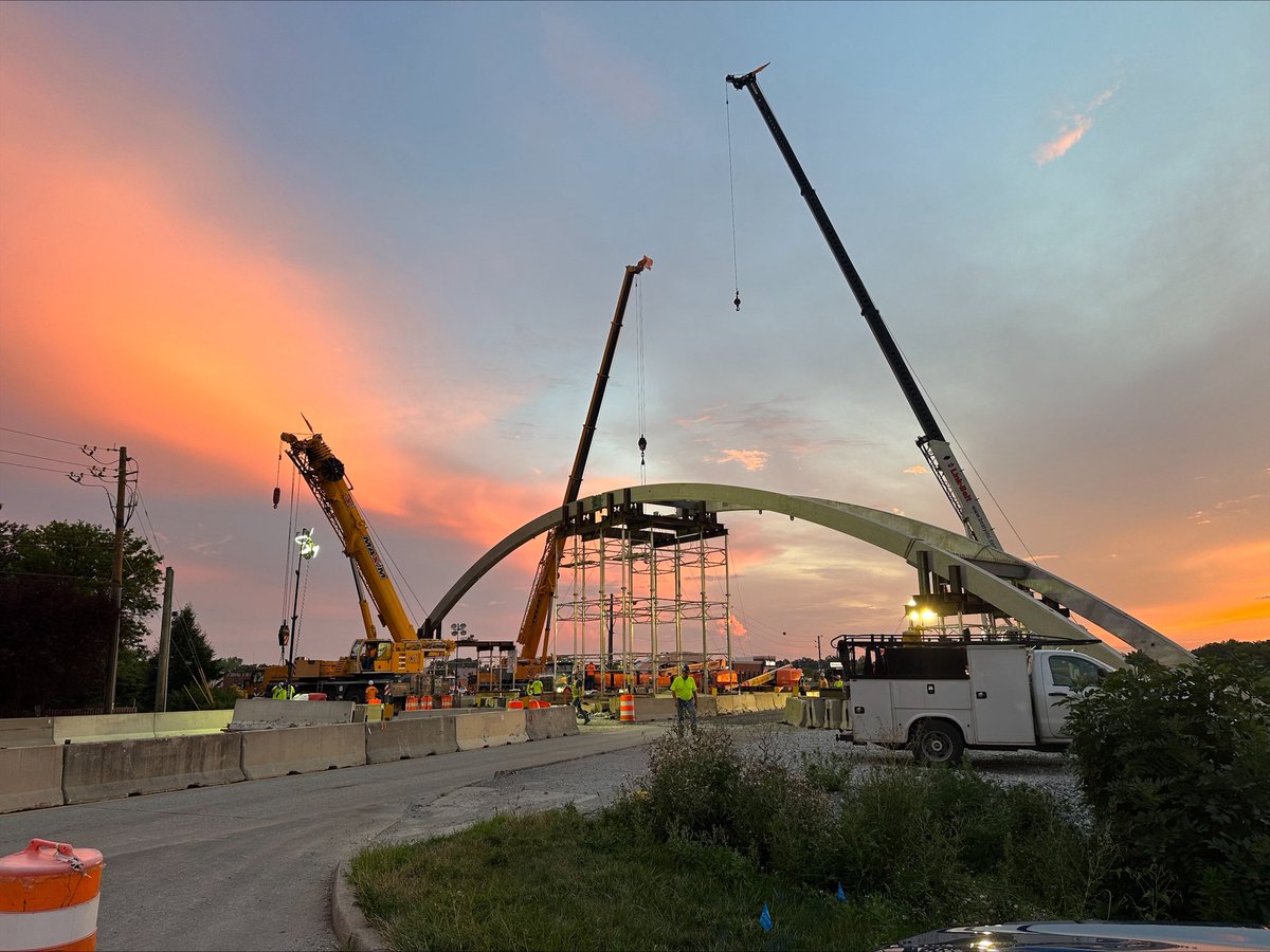 beaty_inc's tweet image. Precast arches are up on the Nickel Plate Trail bridge over 96th Street in Fishers! 👷‍♂️ Crews will be forming and pouring at the arch bases this week, stay tuned for more progress. #BeatyConstruction #NickelPlateTrail #BridgeBuild #FishersIN @FishersIN