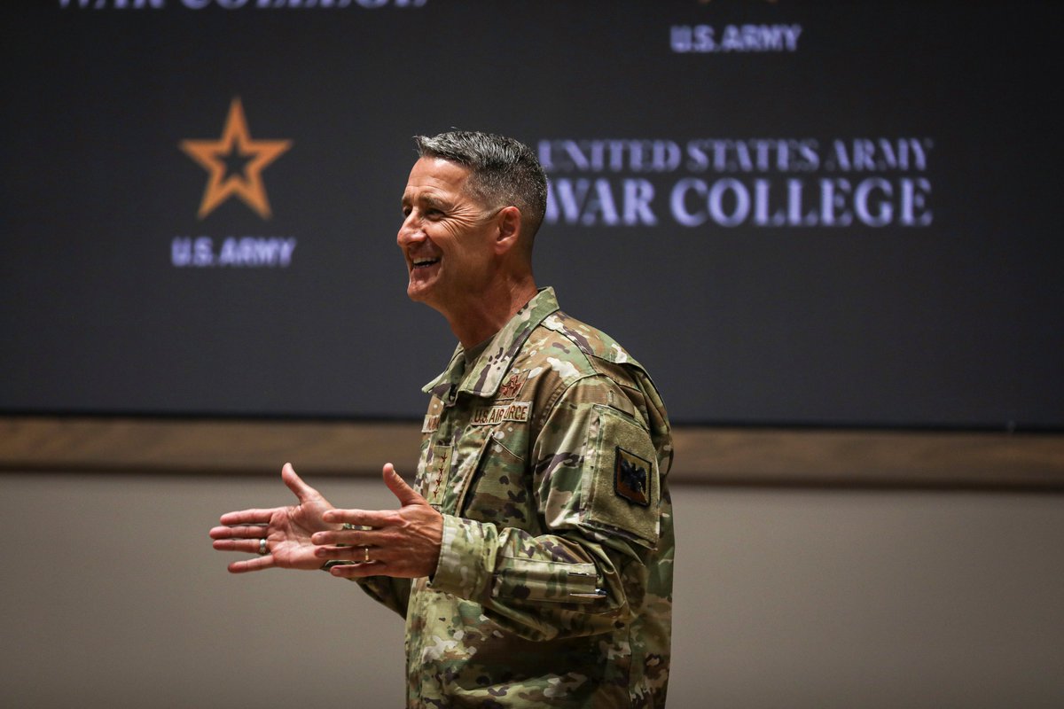 ChiefNGB's tweet image. SEA Raines & I were honored to engage with the future leaders of the Joint Force at the U.S. Army War College today. We shared our leadership philosophy, highlighting the importance of unified command teams.
We also underscored the National Guard’s contributions to our National…
