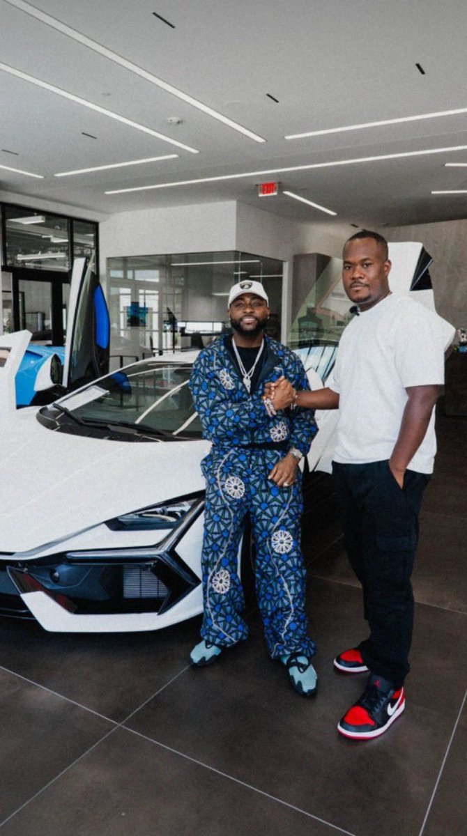 Davido just bought a new Lamborghini Revuelto worth over $600,000 🔥