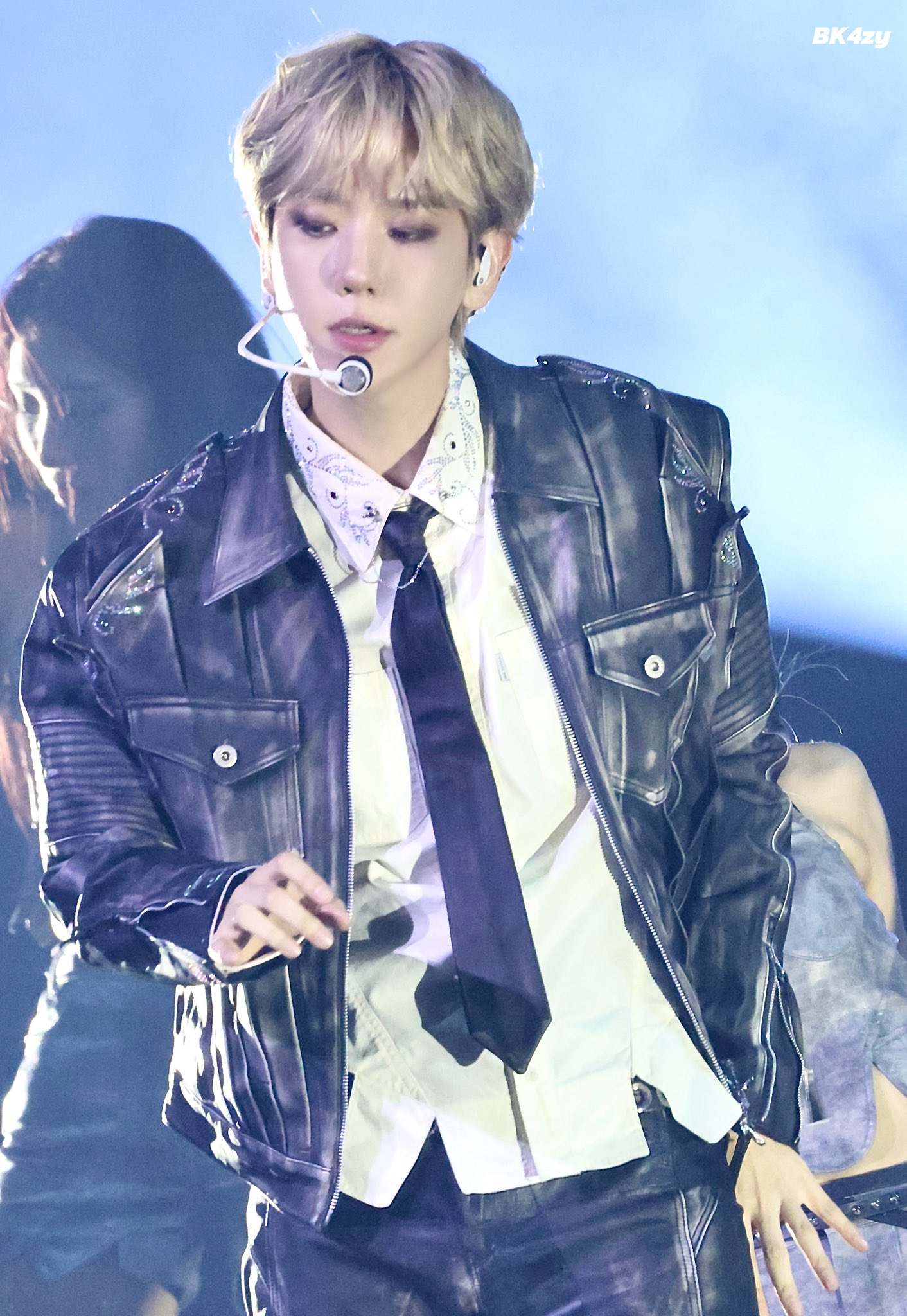 新品未開封 EXO ベッキョン ポップアップ パジャマセット BAEKHYUN 新品未開封 EXO ベッキョン ポップアップ パジャマセット