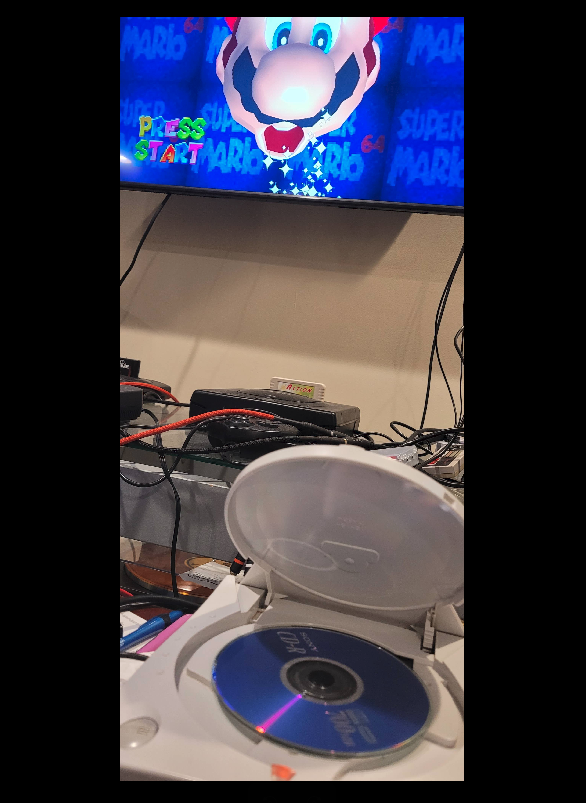 falco_girgis's tweet image. Dat look on Mario's face when he sees that he's been ported to the Sega Dreamcast...