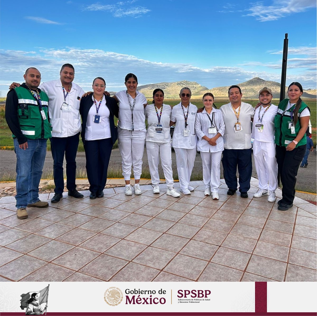 Salud SPSBP (@saludspps) on Twitter photo 🚨Ante el brote de sarampión en #Cuauhtémoc, #Chihuahua, se desplegaron 20 brigadas de #vacunación, hoy se reforzó el operativo con 100 brigadas más.
 💉 Participan autoridades federales, estatales, municipales y personal de #salud.
#Sarampión #Vacunación #SaludPública 🚨Ante el brote de sarampión en #Cuauhtémoc, #Chihuahua, se desplegaron 20 brigadas de #vacunación, hoy se reforzó el operativo con 100 brigadas más.
 💉 Participan autoridades federales, estatales, municipales y personal de #salud.
#Sarampión #Vacunación #SaludPública