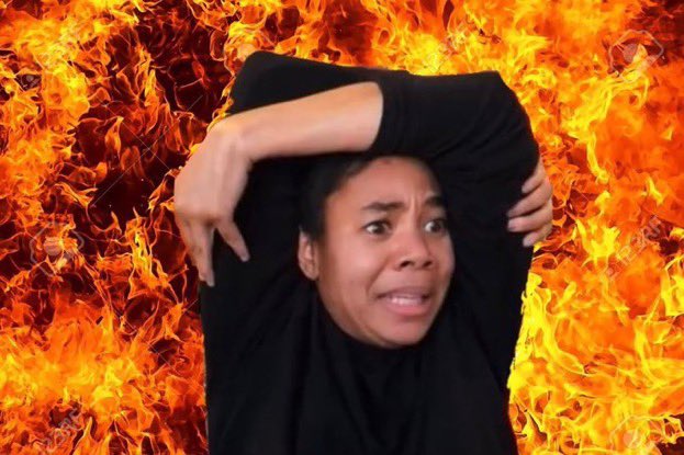 All my close friends are either pregnant or just had a baby… Lord I see you making rounds in the neighborhood, but please skip my street—I’m not ready yet 😭🤣