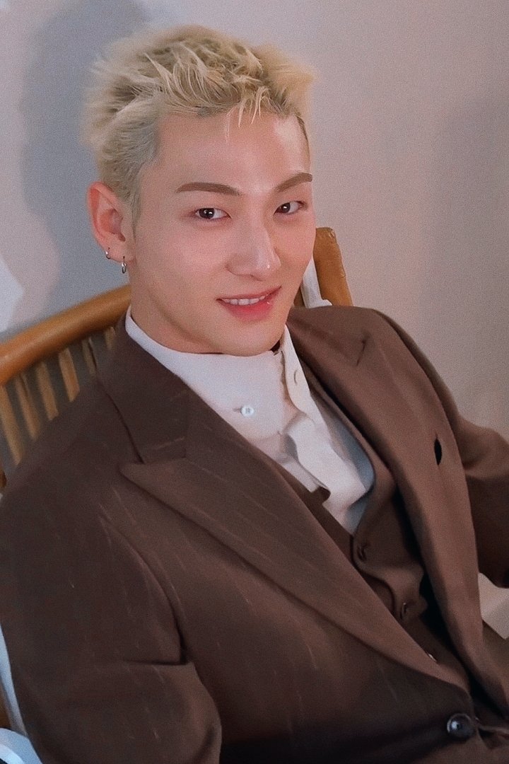 B721H's tweet photo. #백호 #강동호 #BAEKHO #KANGDONGHO https://t.co/Cw7OpaOF2T