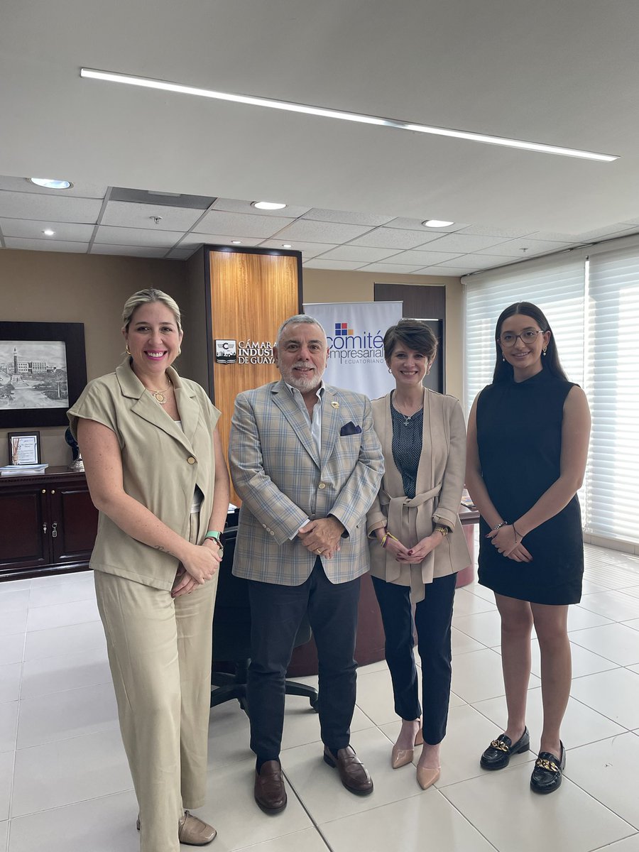 Comité Empresarial Ecuatoriano (@ceecuatoriano) on Twitter photo Hoy, el presidente del CEE <a href="/jcnavarrogo/">Juan Carlos Navarro G.</a>, se reunió con Mónica Malo y Alejandra Proaño de Corporación Mucho Mejor Ecuador para explorar acciones de colaboración en la campaña del Día del Orgullo Ecuatoriano. 🇪🇨 Hoy, el presidente del CEE <a href="/jcnavarrogo/">Juan Carlos Navarro G.</a>, se reunió con Mónica Malo y Alejandra Proaño de Corporación Mucho Mejor Ecuador para explorar acciones de colaboración en la campaña del Día del Orgullo Ecuatoriano. 🇪🇨