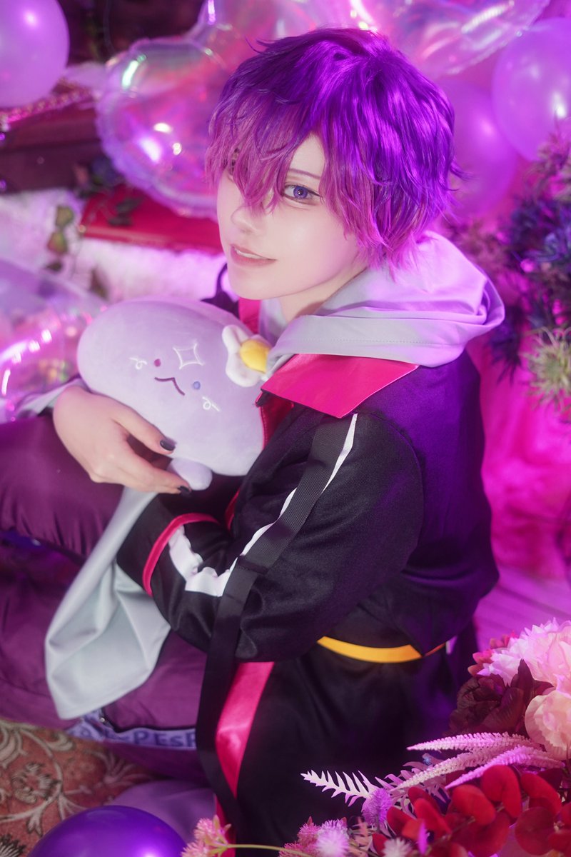 𝐶𝑜𝑠𝑝𝑙𝑎𝑦🌈🕒 🔮🌌

𝐴𝑙𝑤𝑎𝑦𝑠 𝑏𝑒 𝑚𝑦𝑠𝑒𝑙𝑓.

#UkiVioleta 
#ukiform