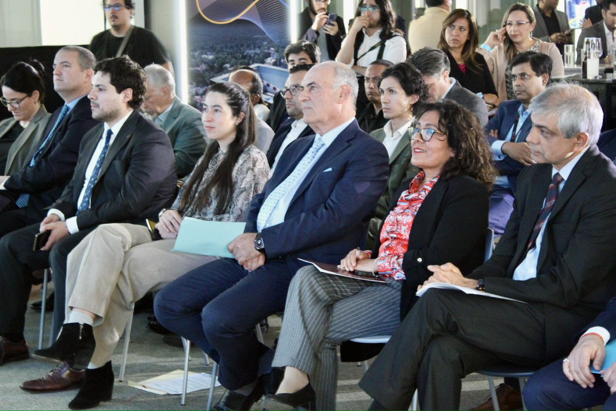 SECTEI CDMX (@sectei_cdmx) on Twitter photo ¡Más de 5 mil nuevos empleos de tecnología en la Ciudad de México!
Nuestro titular, <a href="/PabloYanesRizo/">Pablo Yanes</a>; <a href="/ManolaZabalza/">Manola Zabalza</a>, de <a href="/SedecoCDMX/">Secretaría de Desarrollo Económico</a>, e <a href="/Ines_GONI/">Inés González Nicolás</a>, de <a href="/TrabajoCDMX/">Trabajo CDMX</a>, asistieron a la inauguración de las oficinas de <a href="/TCS/">Tata Consultancy Services</a> en la avenida Insurgentes Sur.
El secretario #PabloYanesRizo ¡Más de 5 mil nuevos empleos de tecnología en la Ciudad de México!
Nuestro titular, <a href="/PabloYanesRizo/">Pablo Yanes</a>; <a href="/ManolaZabalza/">Manola Zabalza</a>, de <a href="/SedecoCDMX/">Secretaría de Desarrollo Económico</a>, e <a href="/Ines_GONI/">Inés González Nicolás</a>, de <a href="/TrabajoCDMX/">Trabajo CDMX</a>, asistieron a la inauguración de las oficinas de <a href="/TCS/">Tata Consultancy Services</a> en la avenida Insurgentes Sur.
El secretario #PabloYanesRizo