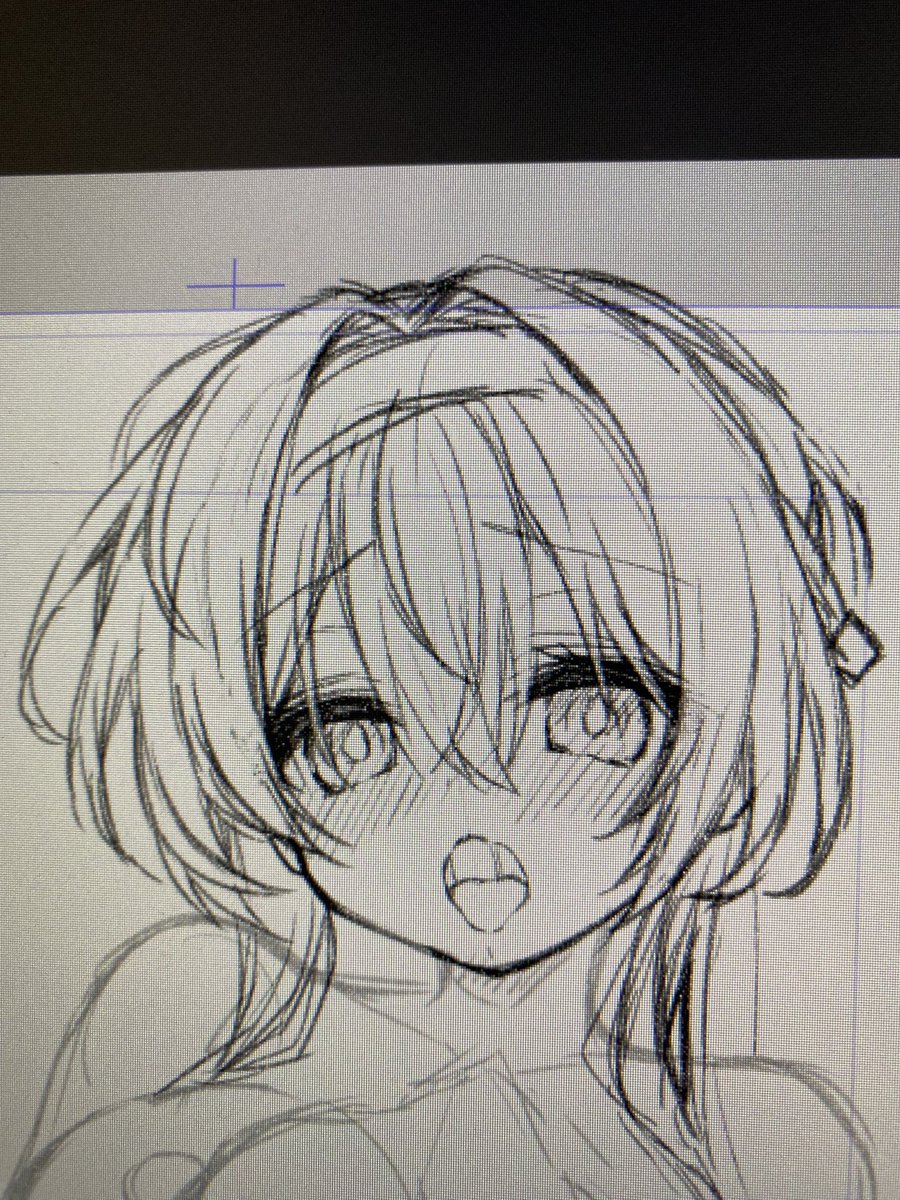 今日の夜勤までに表紙の線画まで行きたいとか言ってたのに構図悩んだりでまだ下書きで顔超えた程度やで… 