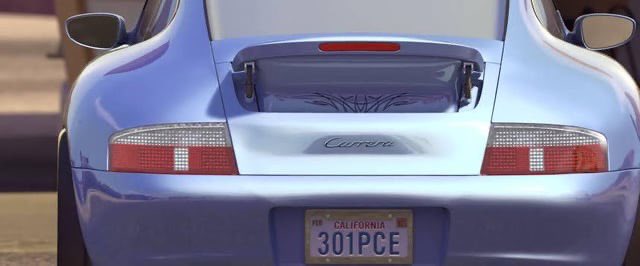 Yo sabía que de algún lado venia mi gusto por el tatuaje en la espalda baja era esta hija de put