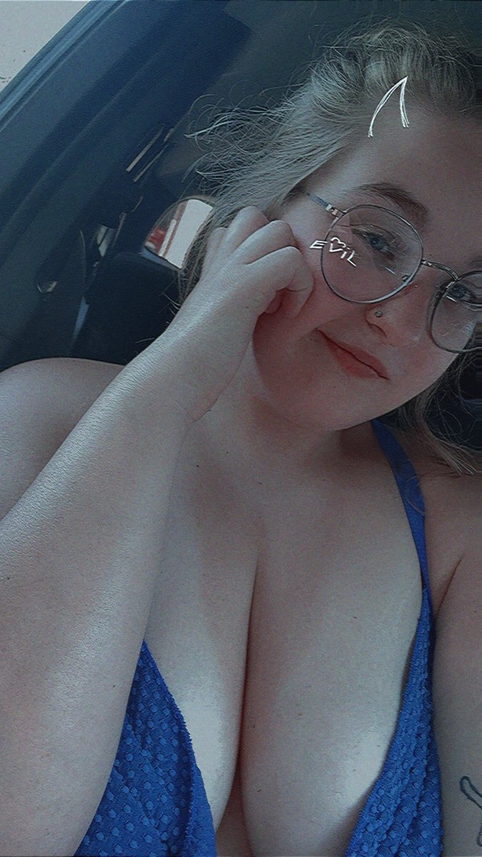 DelCatti69's tweet photo. Miss me ? 😘 
#onlyfans #seller #SundressSeason #contentcretors #NSFW https://t.co/zXu9LxyWjd
