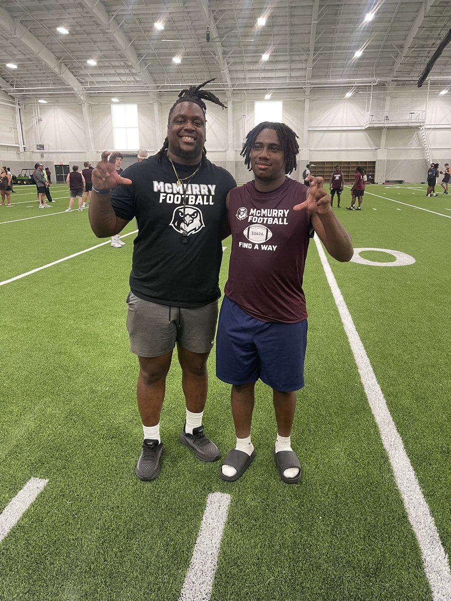 smith_cayton's tweet photo. Had a great day at McMurry Camp
@McMURRYFOOTBALL @CoachNine7 @Only1MarcusBag @BERKNERFOOTBALL @CoachFreemon 
@IamCoachWash @Juiceman_keis https://t.co/JJnoalJp0W