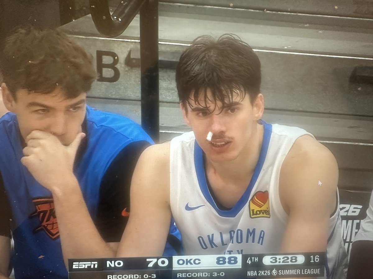 CharlieSpungin's tweet image. Brooks Barnhizer today in 24 MIN:
19 PTS (16 in 2H)
9 REB
1 STL
2 BLK
0 TO
8-12 FG
+18βgame-high
Led OKC into PTS, REB, & BLKs.
INCREDIBLE cutting, comvrting defense to offense, high energy & motor. Likely into the Summer League playoffs.
Oh, and β of course β 1 nose bleed.