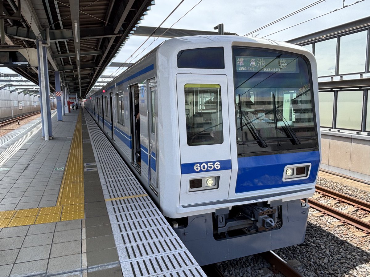 sky__Railway's tweet image. 恒例の区準化で緩行線3駅に臨時停車してます！！
6050が緩行線入るのは中々レアだと