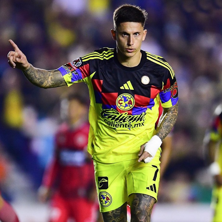 🇺🇾 Brian Rodríguez ⚡️ 

Llegó a 20 goles de LigaMx con América.

Ante la incertidumbre de su continuidad, el “Rayito” responde con doblete.

🔥Con 26 goles totales es el uruguayo 
con más anotaciones con las Águilas.