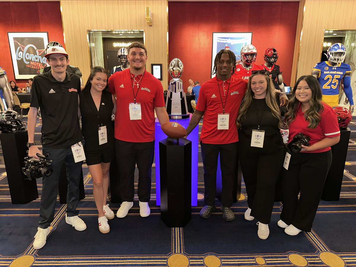 ___saavvv's tweet image. day one from MW Media Days ✅
