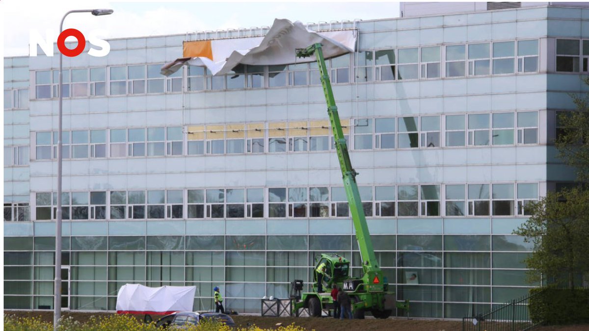 NOS Radio 1 Journaal (@nosradio1) on Twitter photo Goedemorgen,
In de eerste zes maanden van dit jaar zijn in Nederland al 40 mensen omgekomen op het werk. In 2024 waren dat er 52 over het gehele jaar. Waarom stijgt dit aantal en wat moet eraan gebeuren?
💬NPO Luister-app r1jn@nos.nl
📻nporadio1.nl/live Goedemorgen,
In de eerste zes maanden van dit jaar zijn in Nederland al 40 mensen omgekomen op het werk. In 2024 waren dat er 52 over het gehele jaar. Waarom stijgt dit aantal en wat moet eraan gebeuren?
💬NPO Luister-app r1jn@nos.nl
📻nporadio1.nl/live
