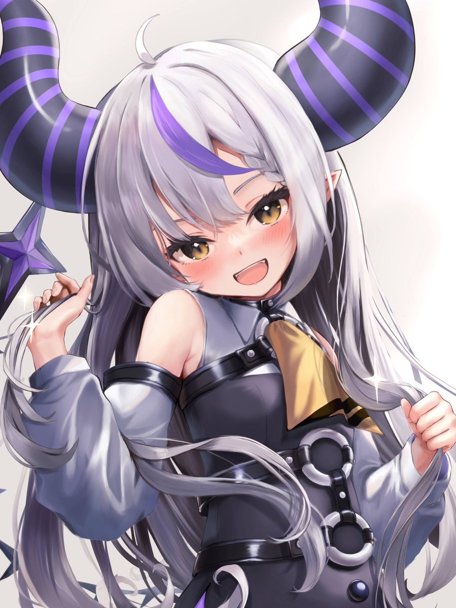 SakaMikatsuki's tweet image. #これでフォロワーさんが増えました
髪の毛で遊ぶラプちゃん