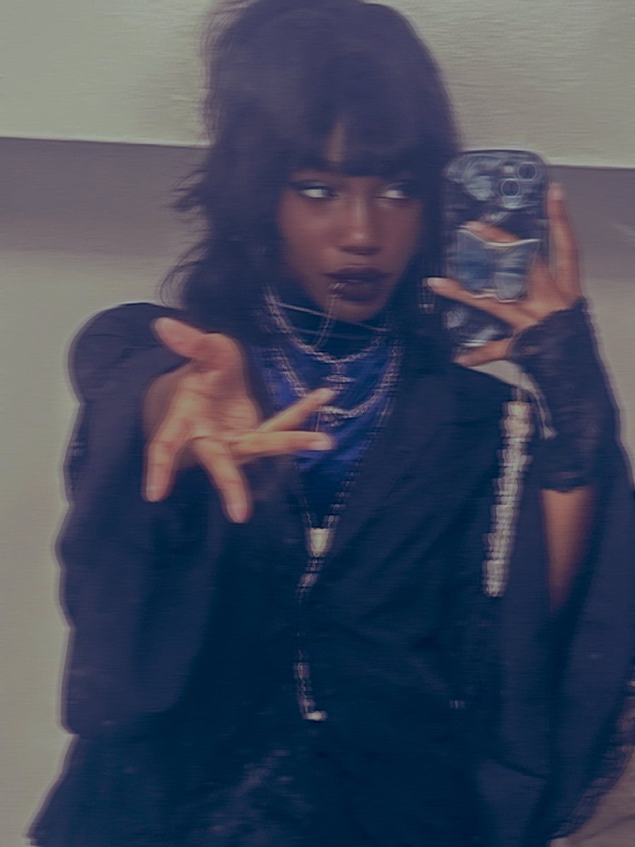 Vkei coord for the Ado concert today 🤍

#vkeitwt #visualkei