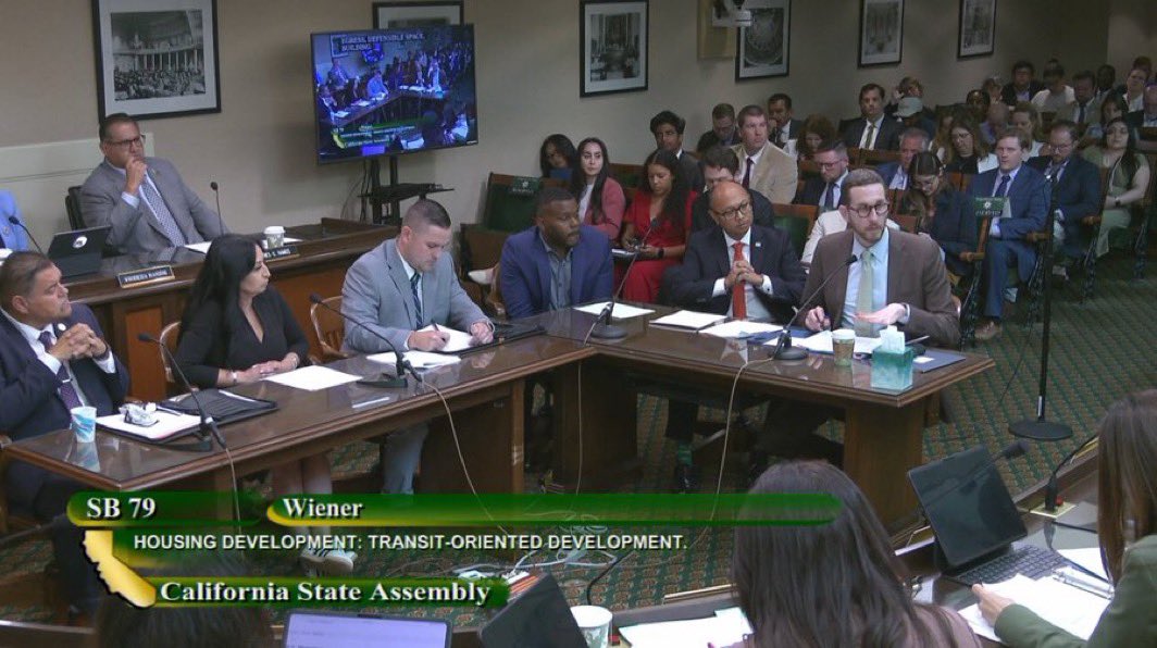 Armand Domalewski (@armanddoma) on Twitter photo SENATOR <a href="/Scott_Wiener/">Senator Scott Wiener</a>: By valuing everything else over housing affordability—local control, character, parking, views—as opposed to the fact that it is so damn expensive, we are pushing the fabric out of California, people who don't see a future in this state.
🔥 🔥 🔥 SENATOR <a href="/Scott_Wiener/">Senator Scott Wiener</a>: By valuing everything else over housing affordability—local control, character, parking, views—as opposed to the fact that it is so damn expensive, we are pushing the fabric out of California, people who don't see a future in this state.
🔥 🔥 🔥