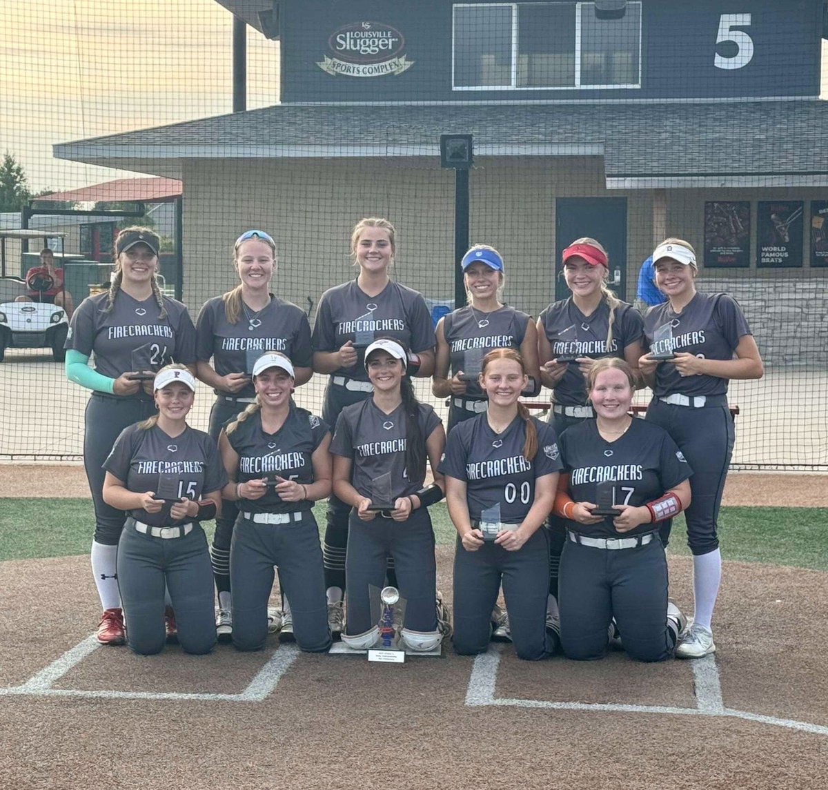 Another first place finish in Peoria last weekend!!🥇
<a href="/IL_Firecrackers/">Illinois Firecrackers 18U Adkins</a>